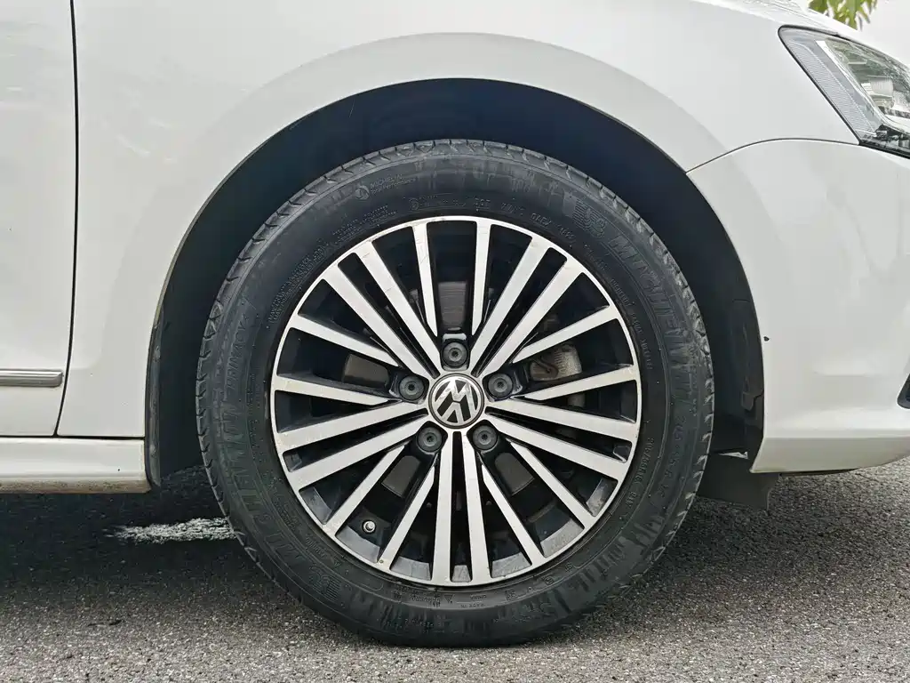Volkswagen Sagitar — миниатюра 19