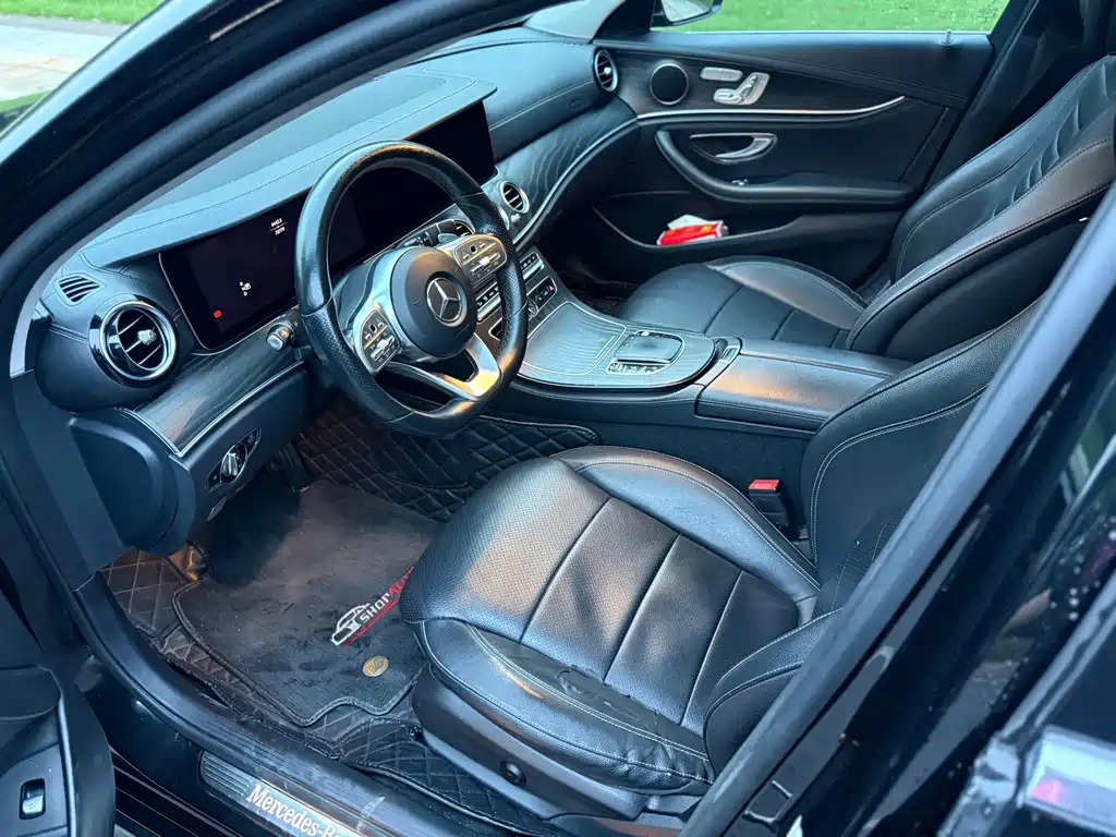 Mercedes-Benz E-Class — миниатюра 6