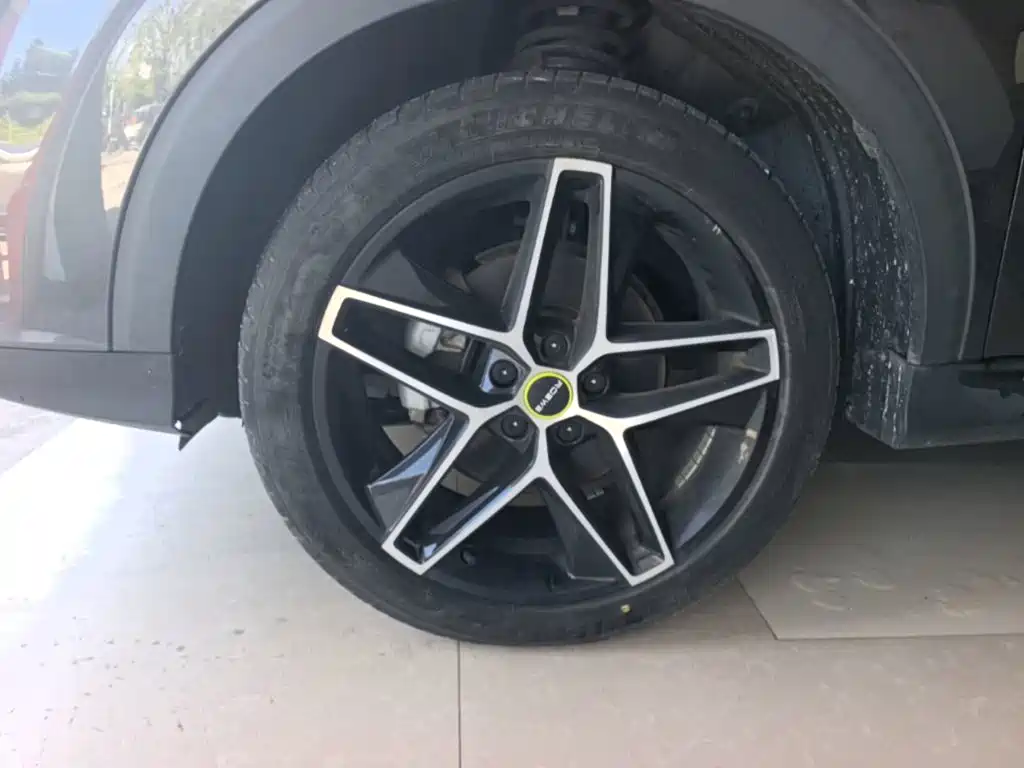 Roewe RX5 New Energy — миниатюра 23