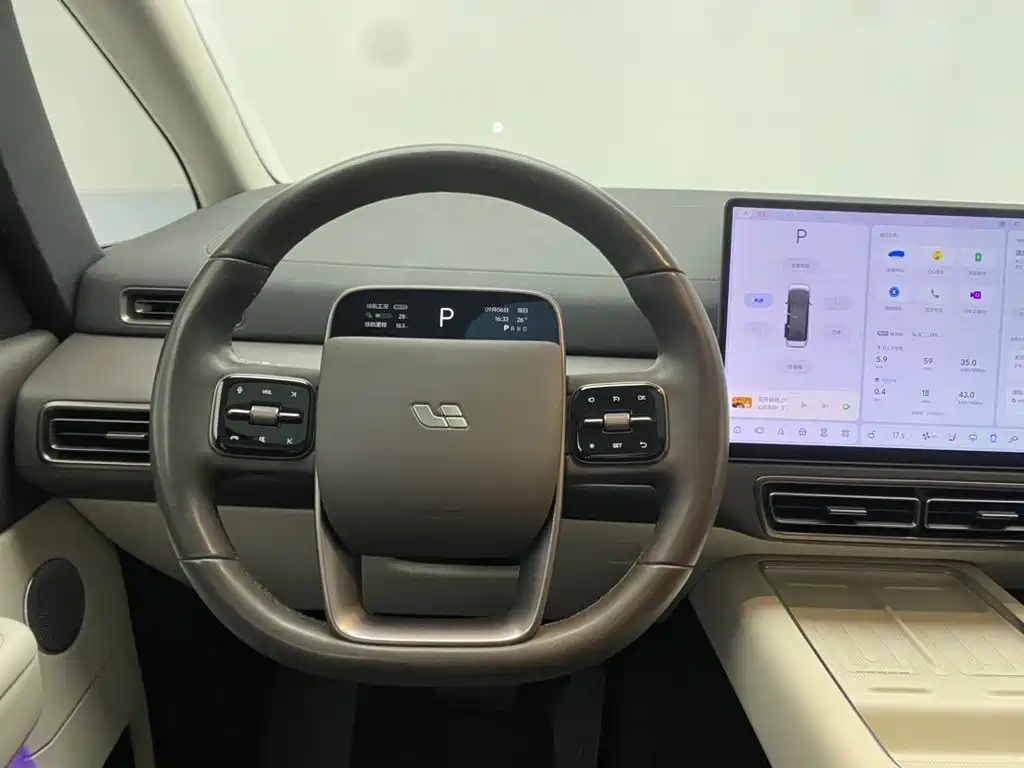 Li Auto Li MEGA — миниатюра 14