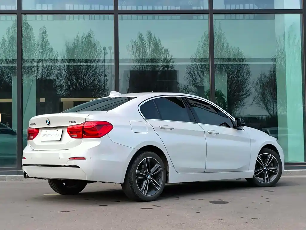 BMW 1 Series 1 2018 118i Sport