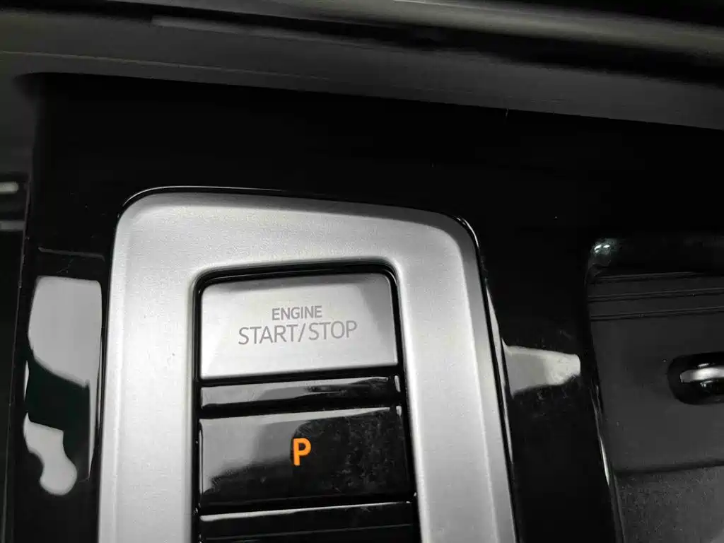 Volkswagen Tavendor 2023 380TSI R-Line