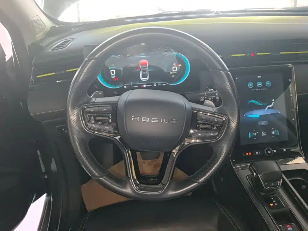 Roewe RX5 New Energy — миниатюра 11
