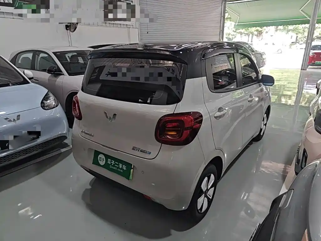 Wuling Mini EV MINIEV 2025 Premium +