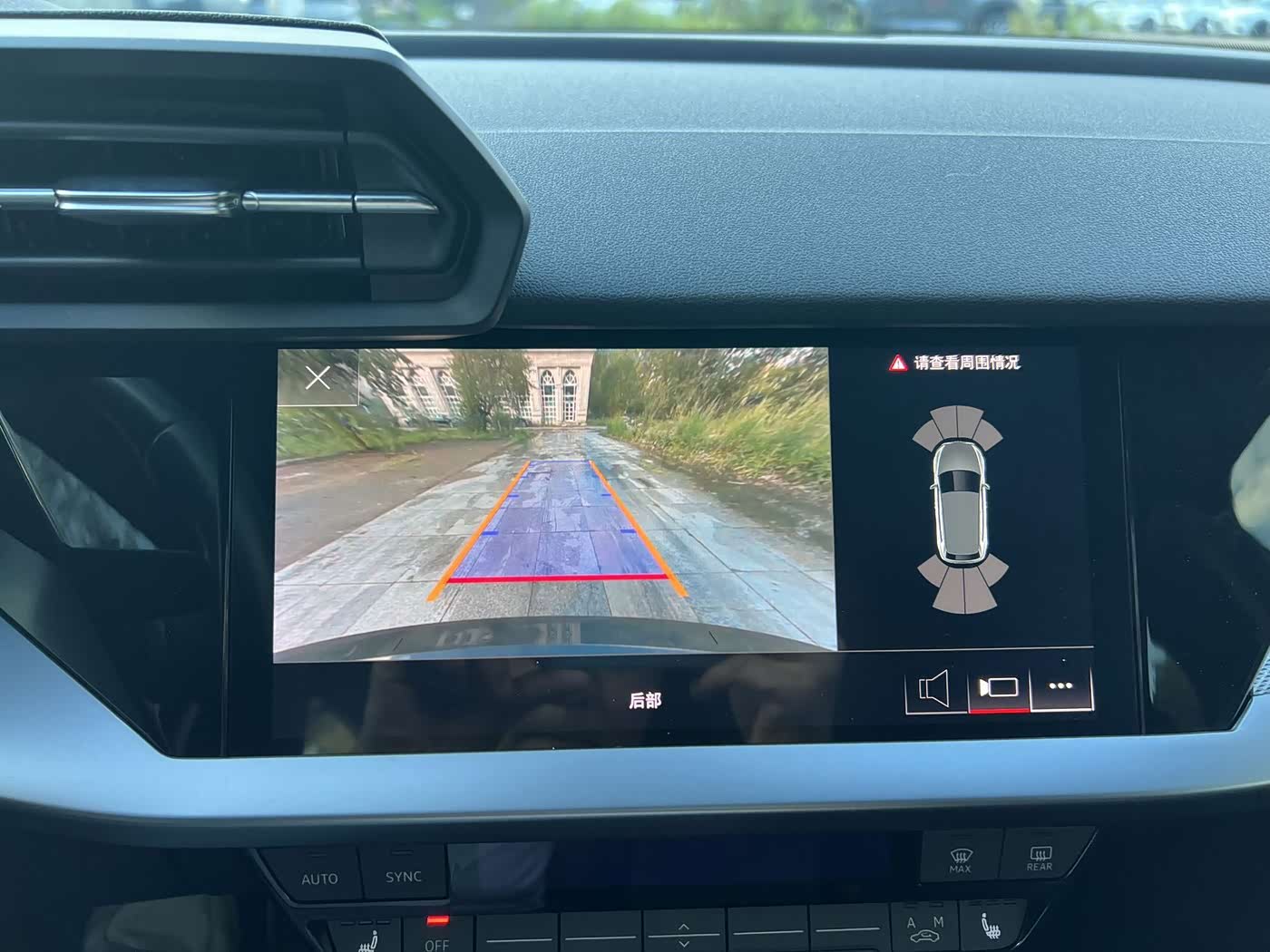 Audi A3 1.4 л 2022 г. Серебристо-серый, пробег 42000 км