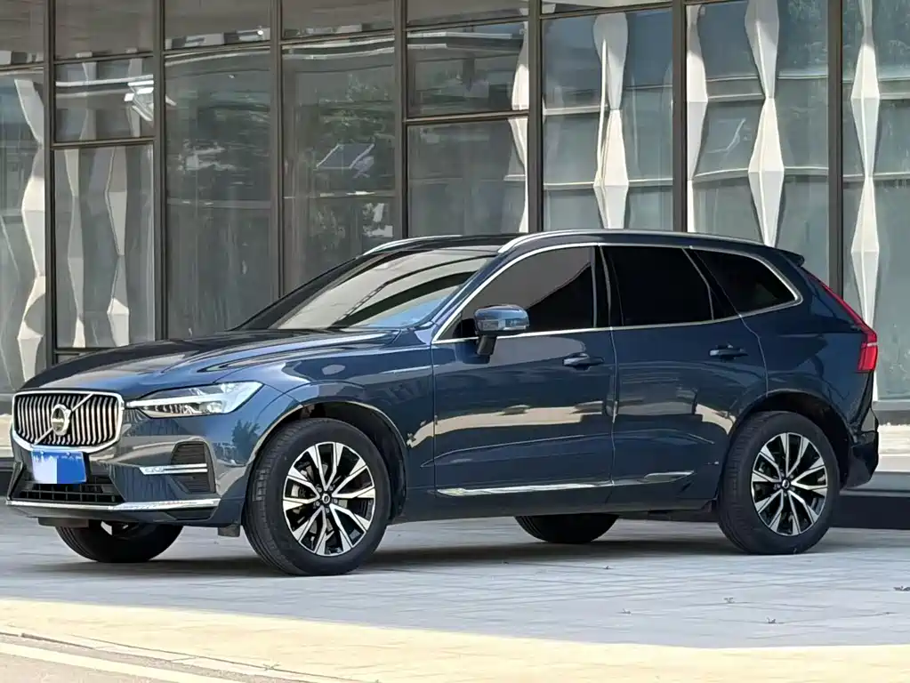 Volvo XC60 2022