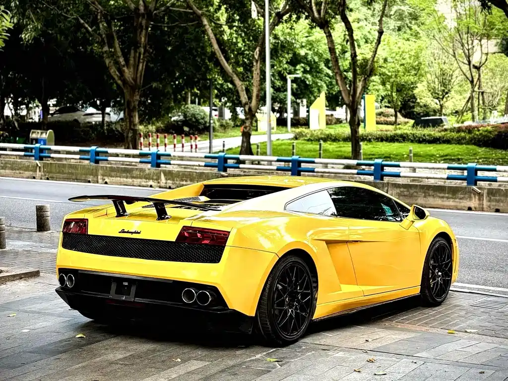 Lamborghini Gallardo — миниатюра 7