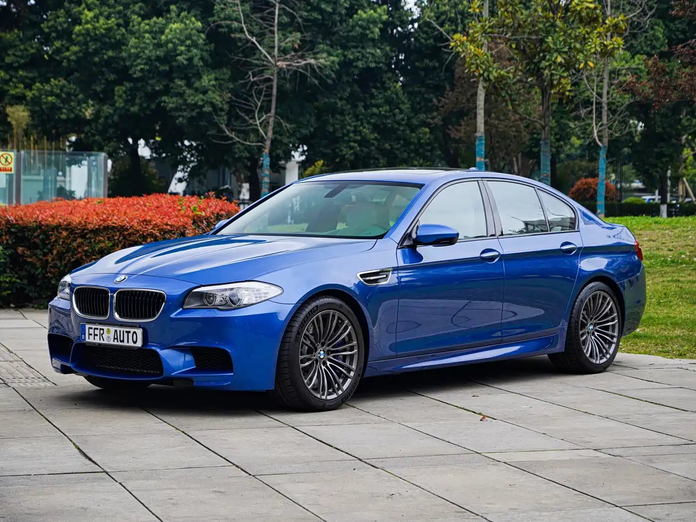 BMW M5