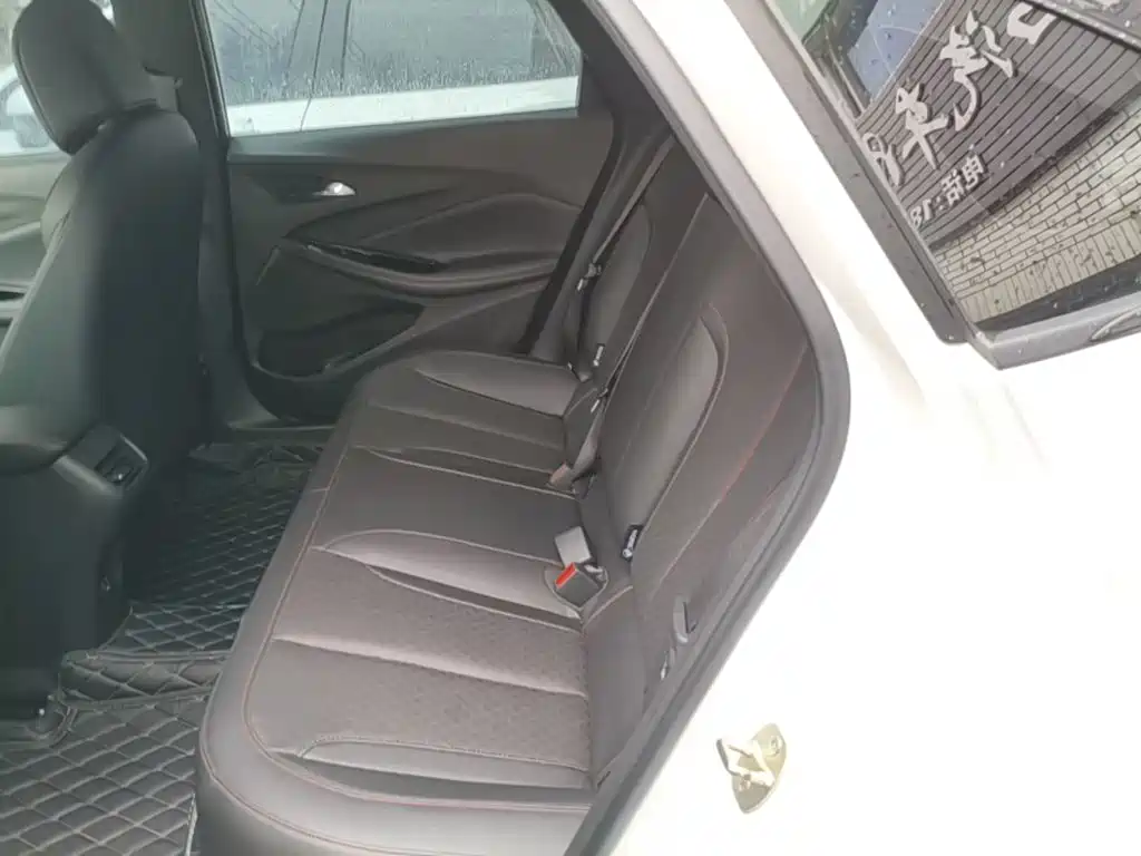 Buick Verano — миниатюра 17