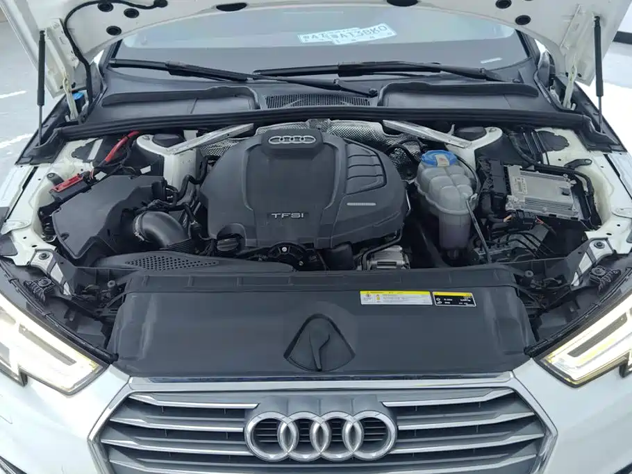 Audi A4L — миниатюра 10