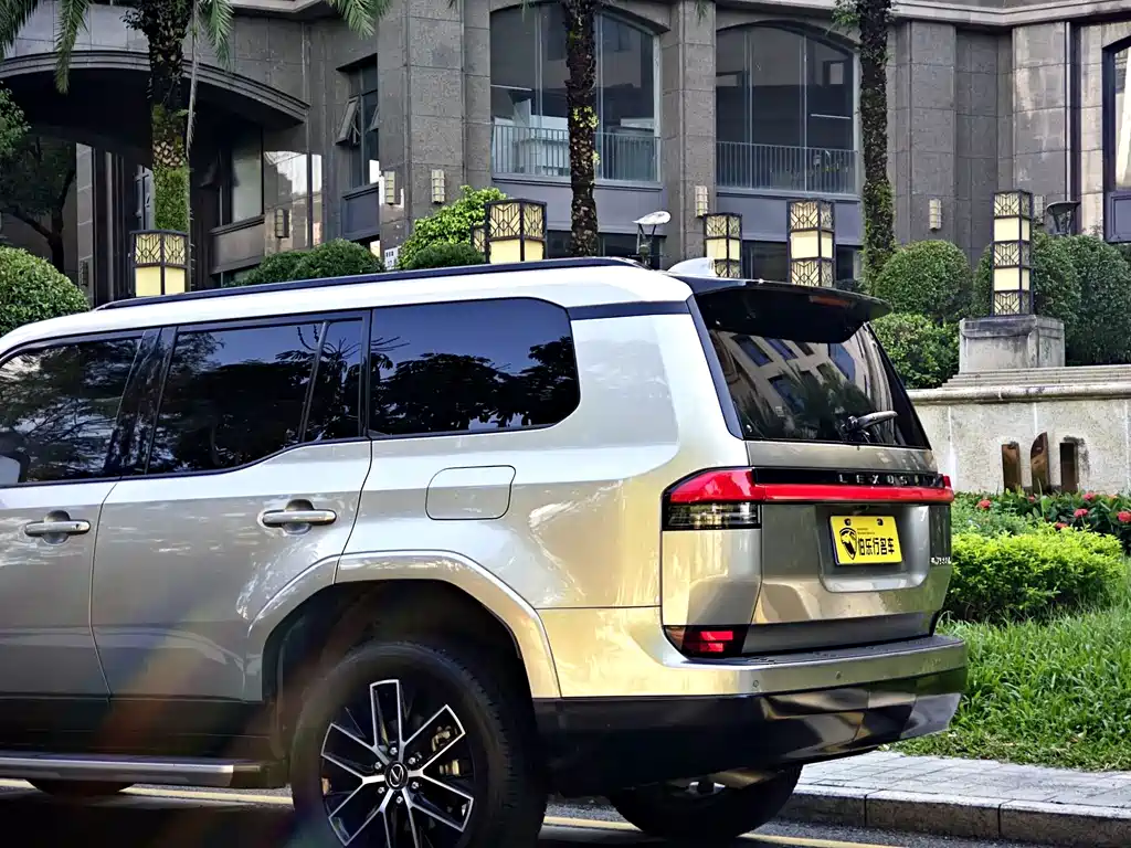 Lexus GX — миниатюра 28