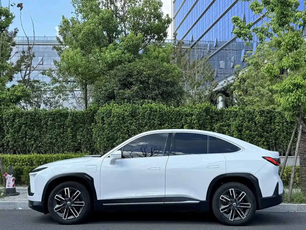 NIO EC6 — миниатюра 13