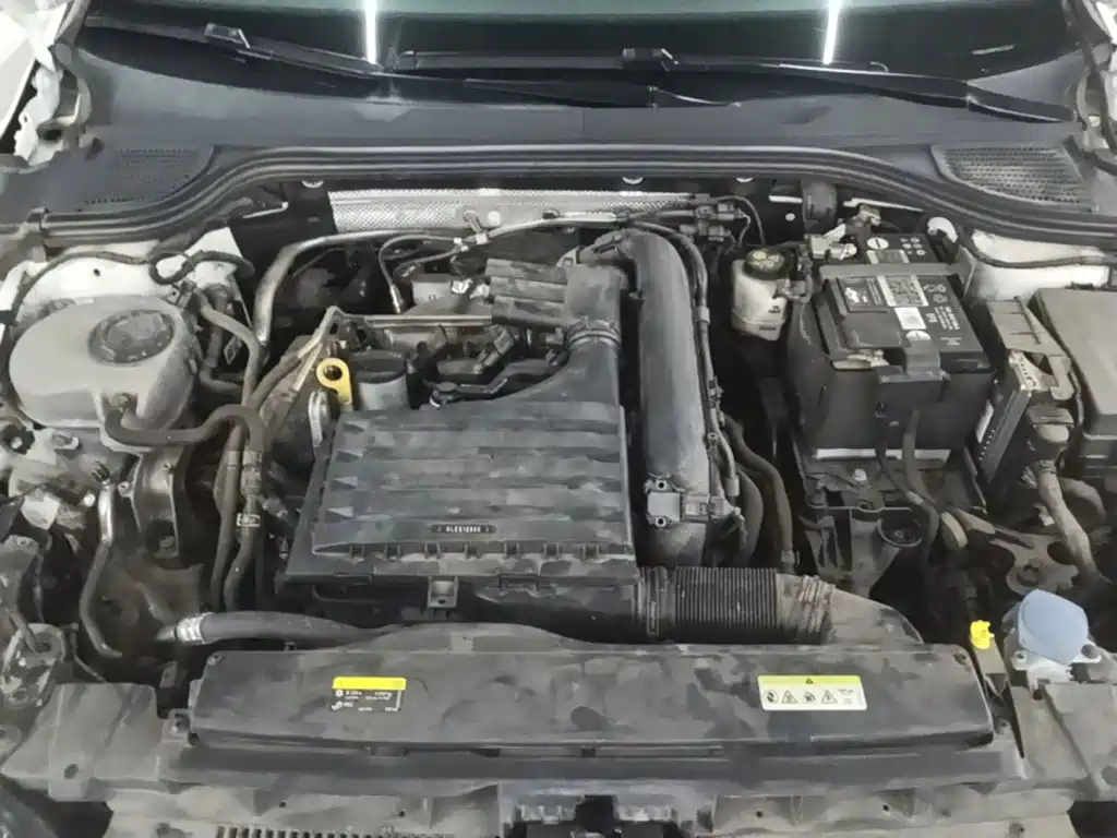 Volkswagen Golf — миниатюра 23