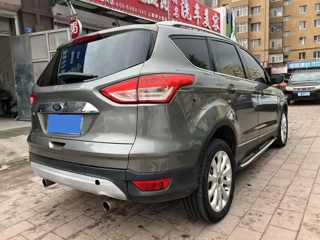 Ford Kuga — миниатюра 5