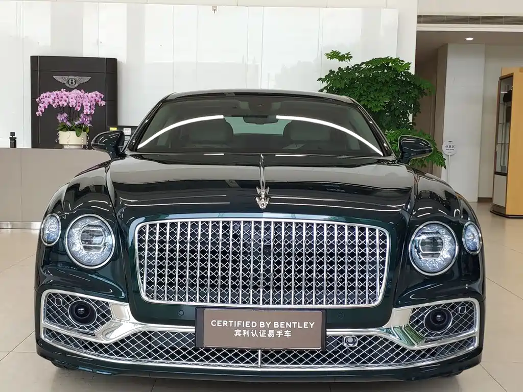 Bentley Flying Spur PHEV — миниатюра 3