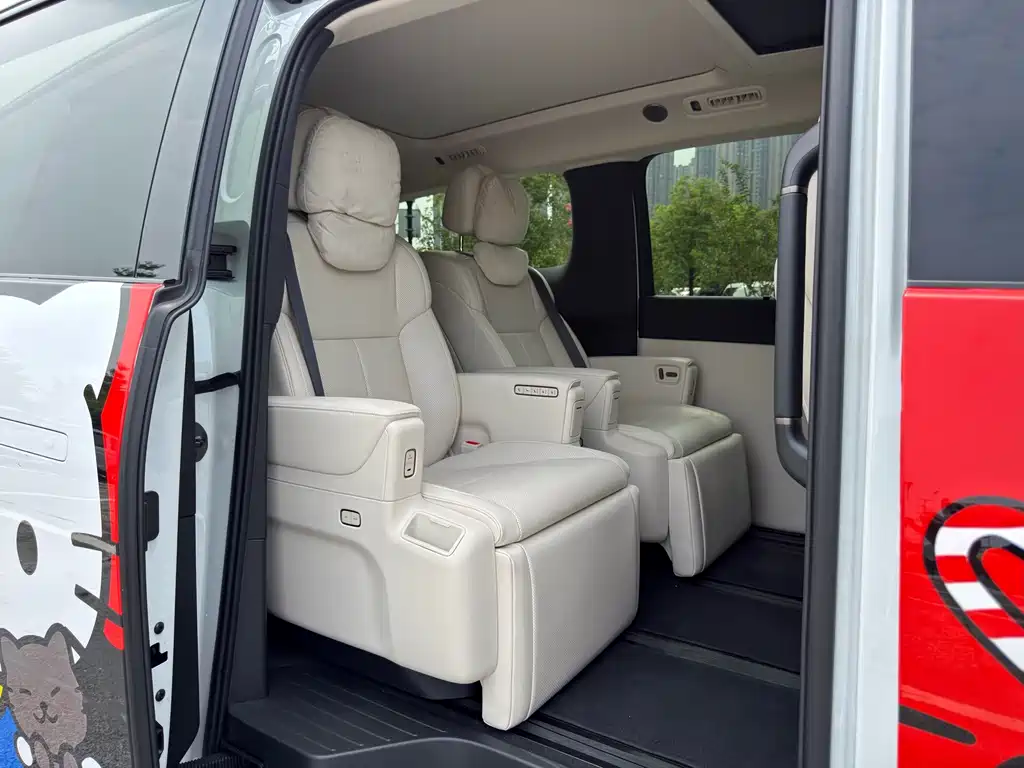 Li Auto Li MEGA — миниатюра 18
