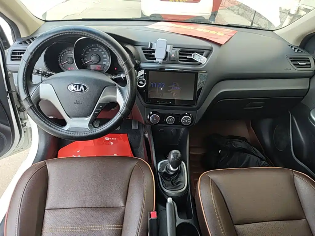 Kia K2 — миниатюра 10