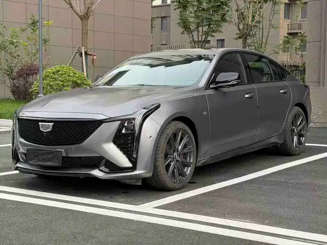 Cadillac CT 5 2025 28 T +