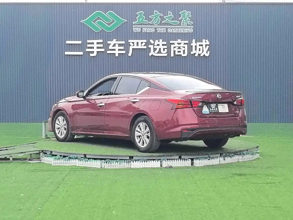 Nissan Teana — миниатюра 4