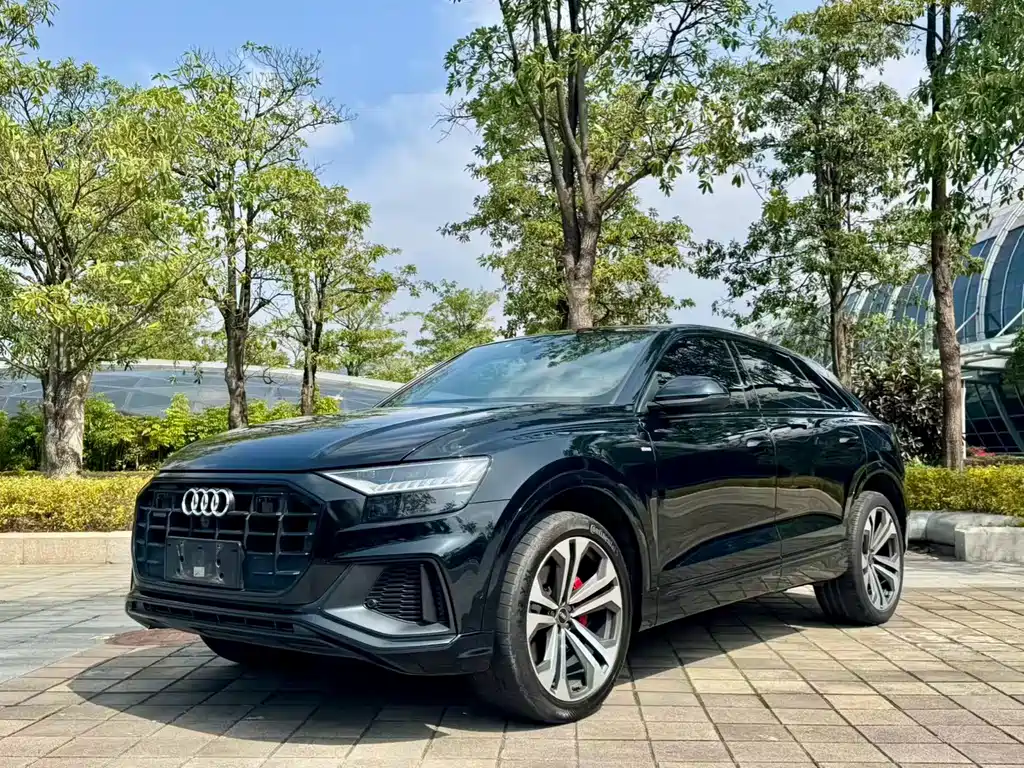 Audi Q8 2023