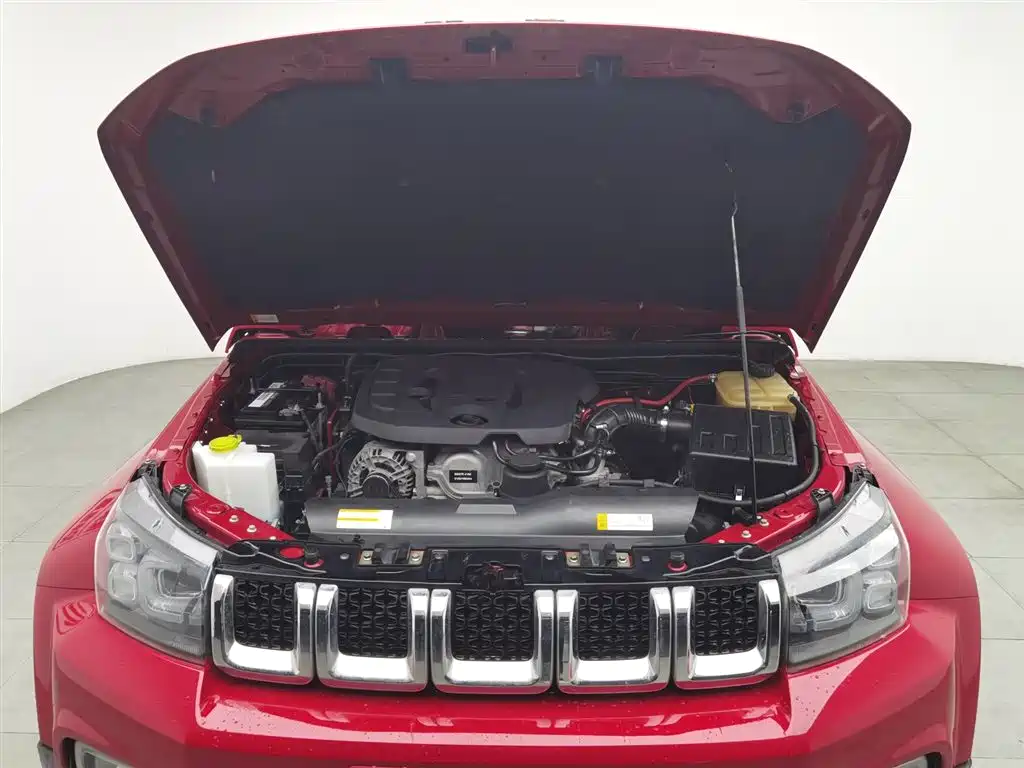 BAIC BJ40 2019 PLUS 2.3T MT Premium VI