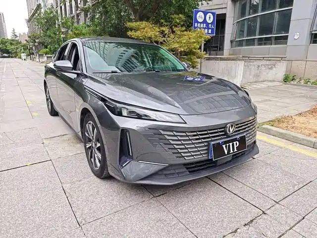 Changan Yida — миниатюра 3