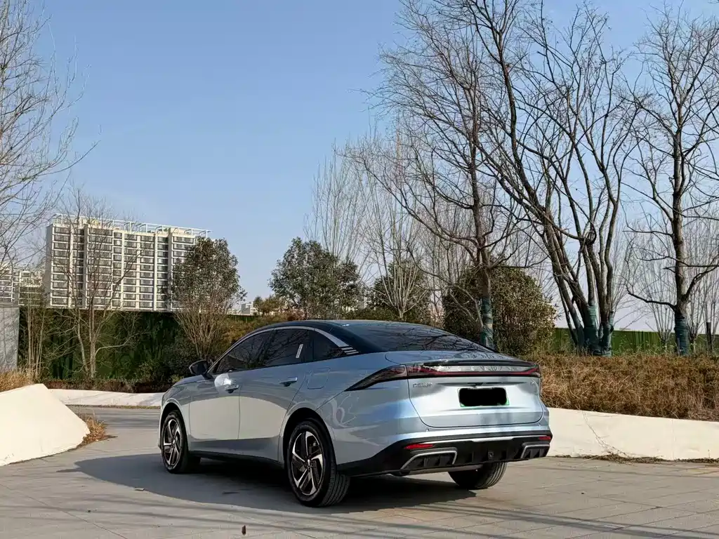 GEELY GALAXY GALAXY L6