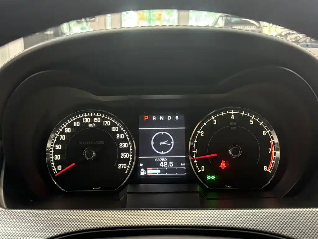 Jaguar XK — миниатюра 7