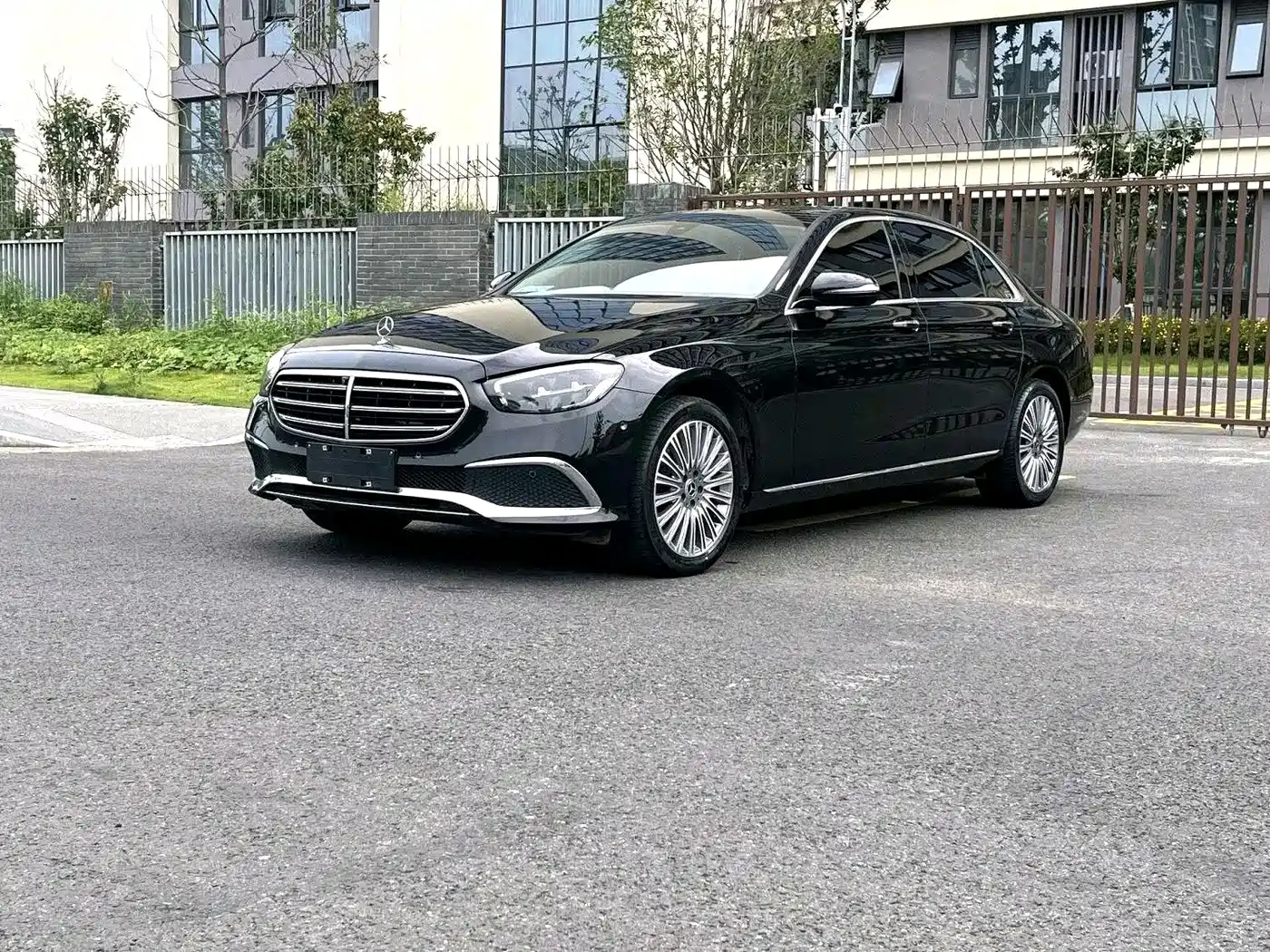 奔驰E级 2022款 E 300 L 豪华型 2022