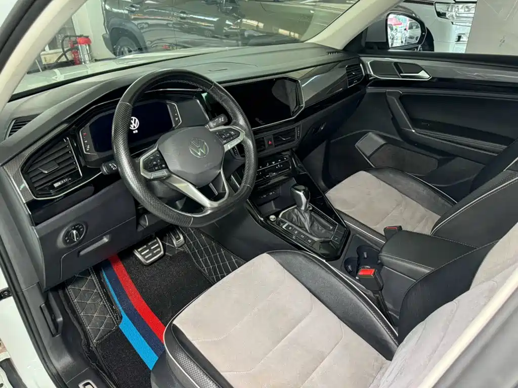 Volkswagen X — миниатюра 11