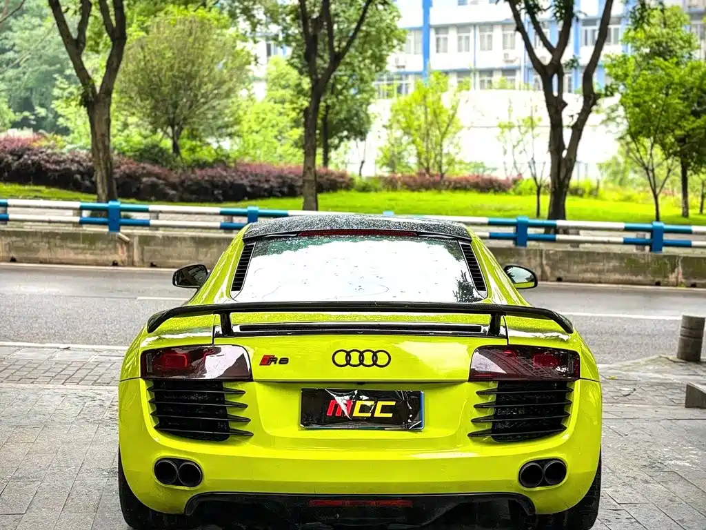 Audi R8 — миниатюра 7