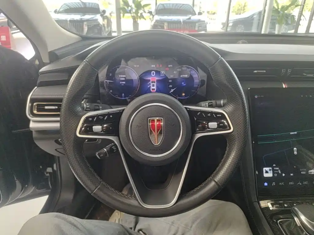 Hongqi Hongqi H5 — миниатюра 11