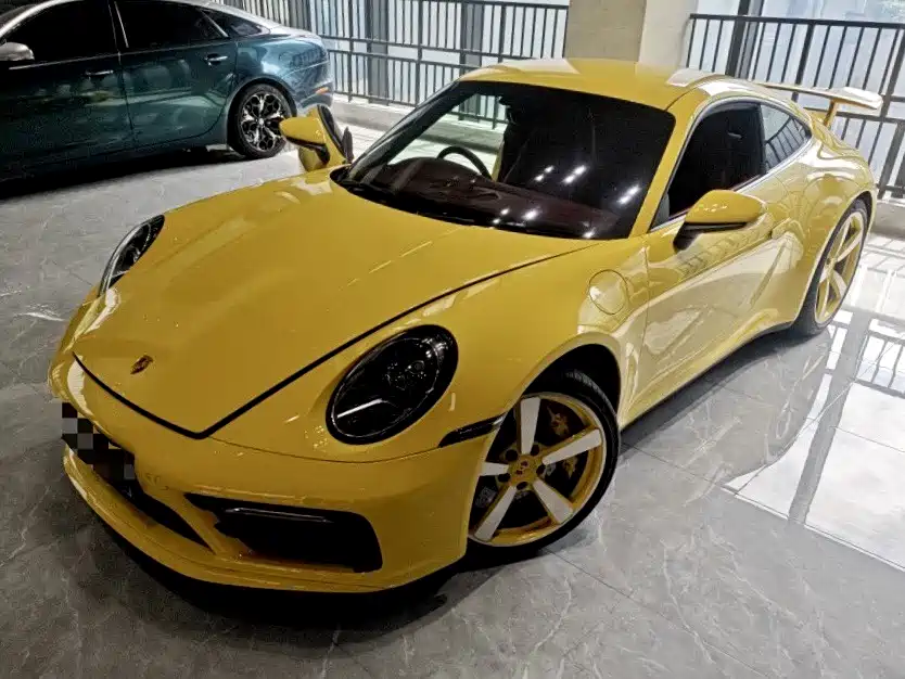 Porsche 911 2021
