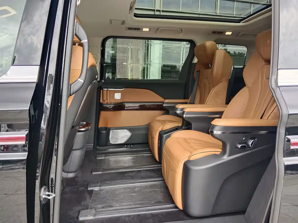 Hongqi Hongqi HQ9 — миниатюра 10
