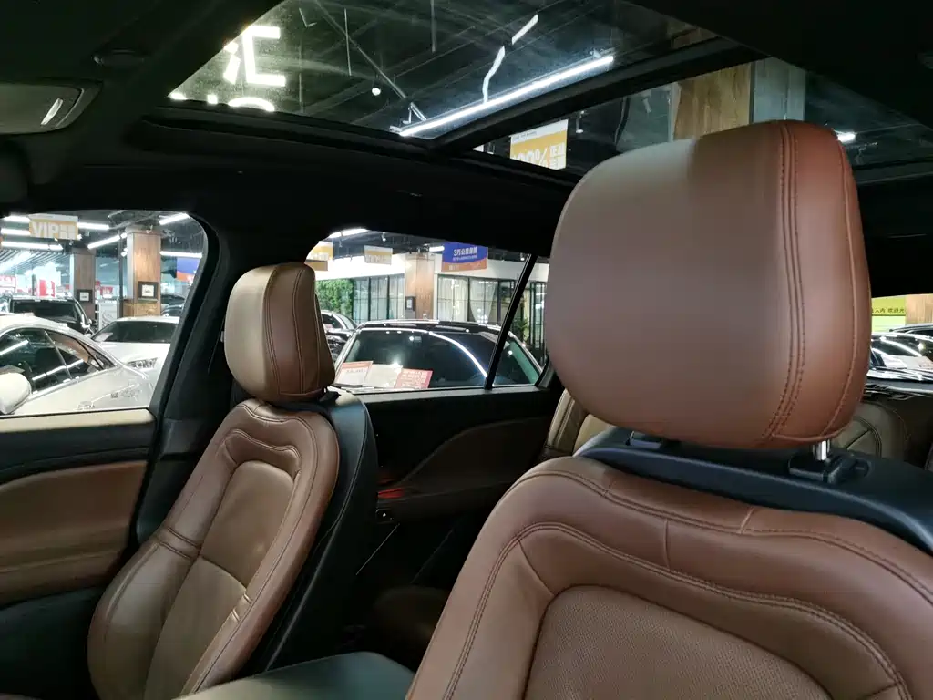Lincoln Aviator 2020 3.0T V6
