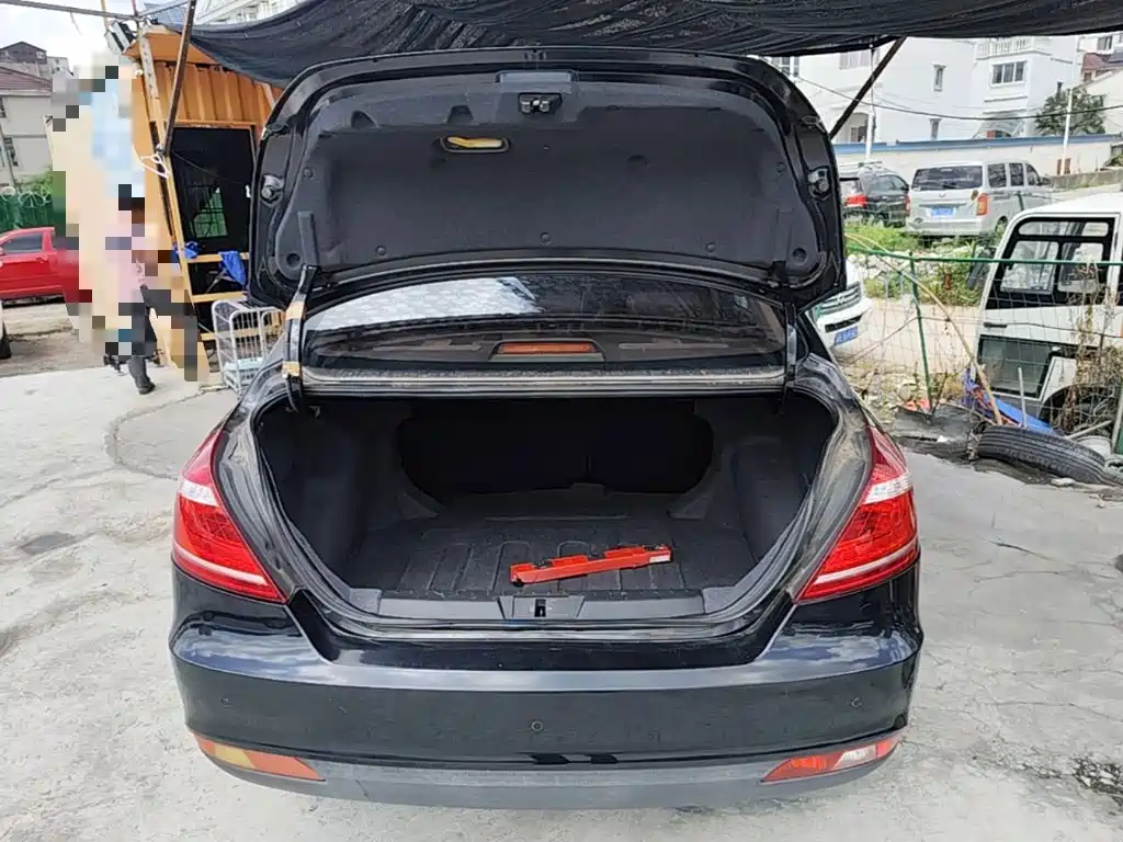 Geely Emgrand — миниатюра 19