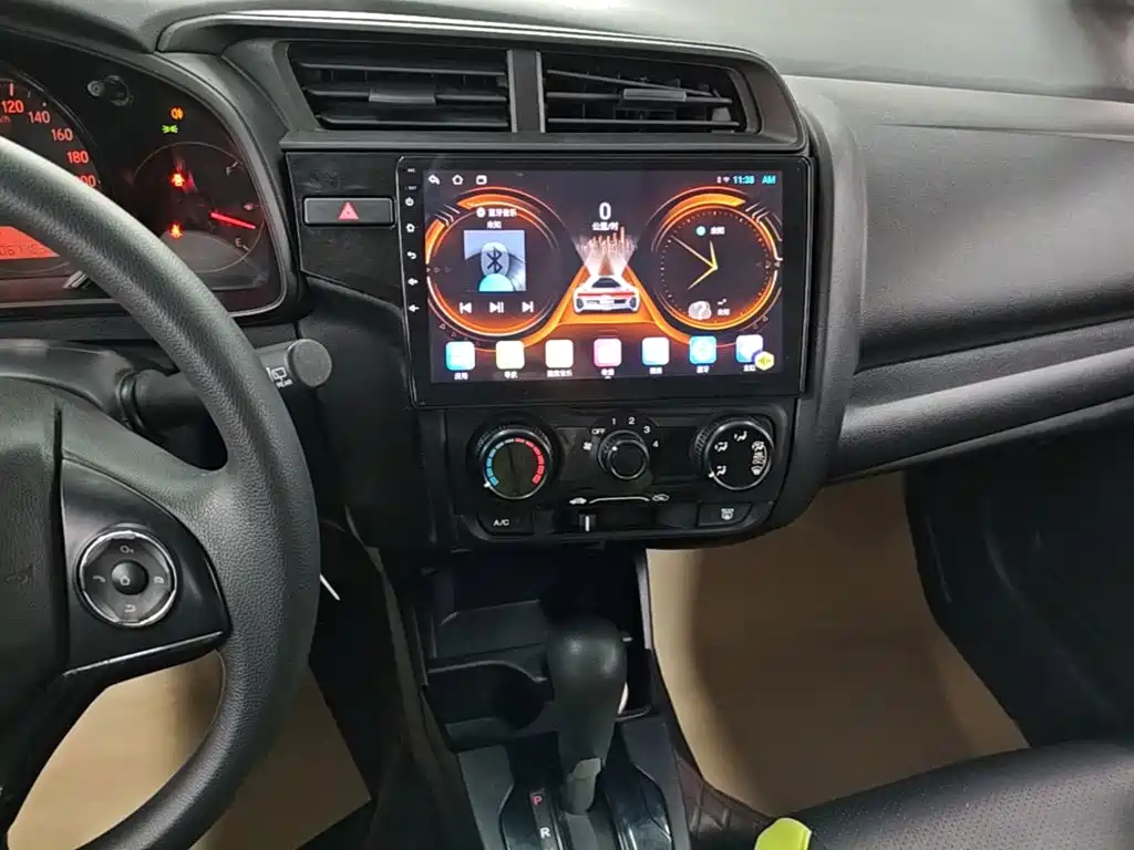 Honda Fit — миниатюра 13