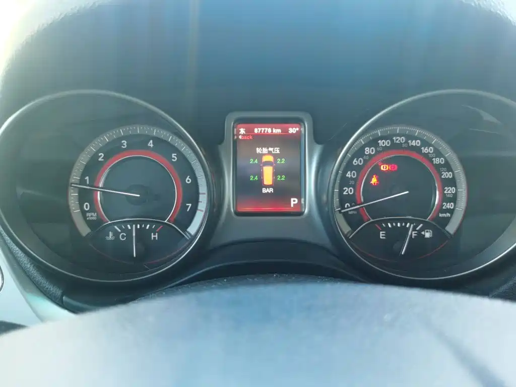 Dodge Journey — миниатюра 7
