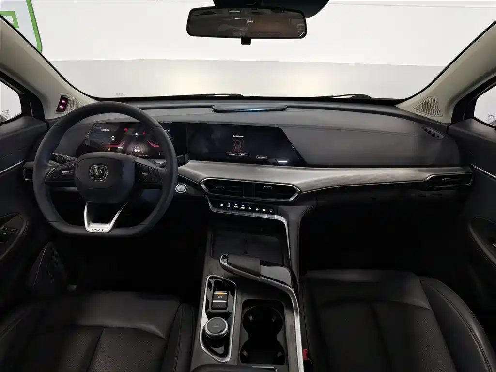 Changan UNI-T 2021 1.5T