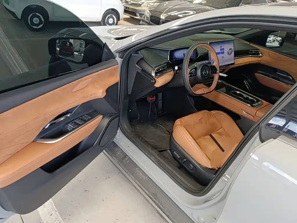 Mazda EZ-6 — миниатюра 16