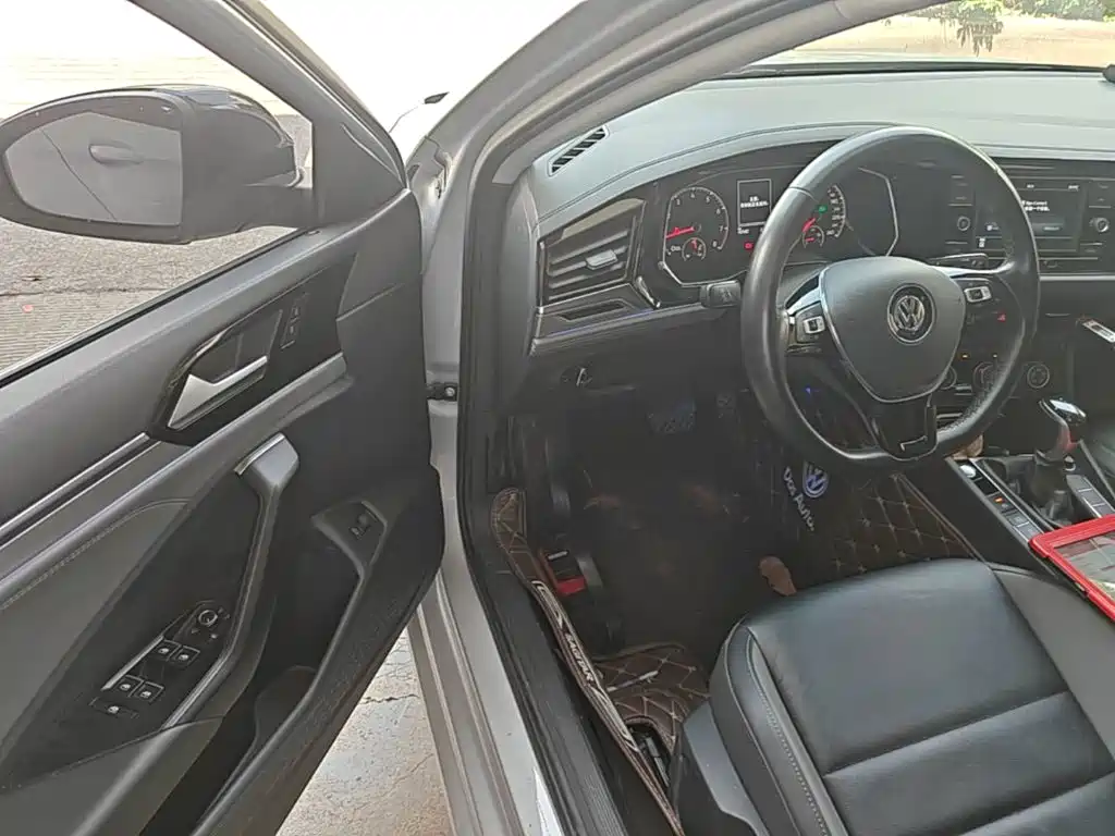 Volkswagen Sagitar — миниатюра 16