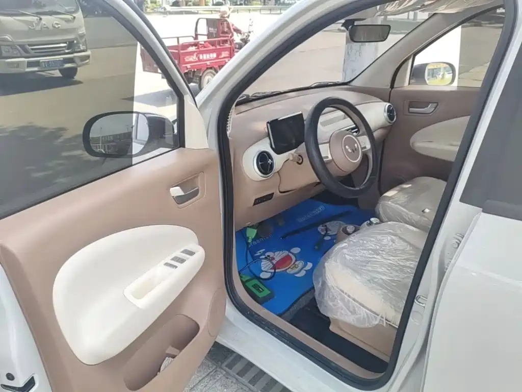 Wuling MINIEV — миниатюра 16