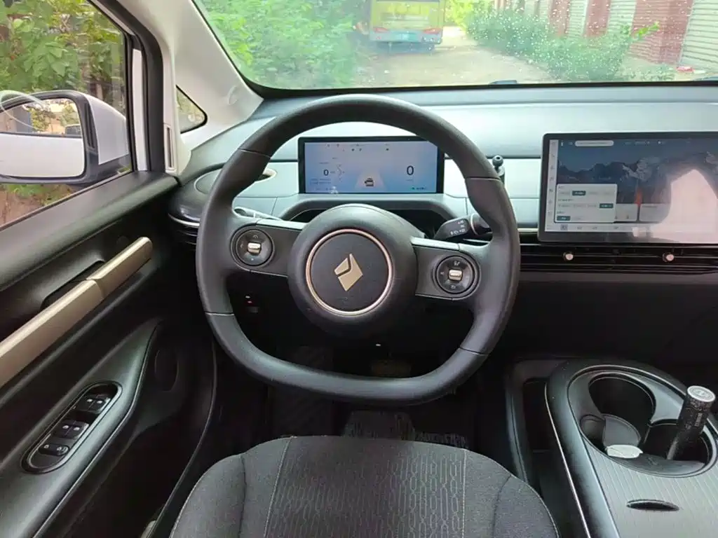Baojun Yunduo — миниатюра 11