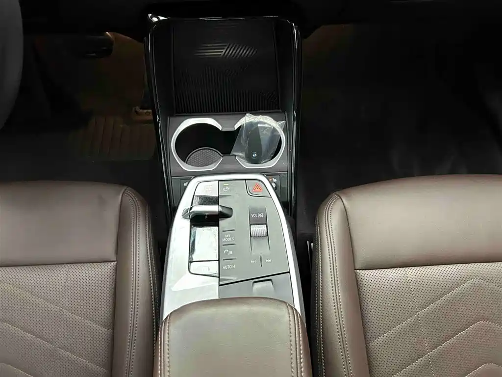 BMW X1 2023 sDrive20Li X
