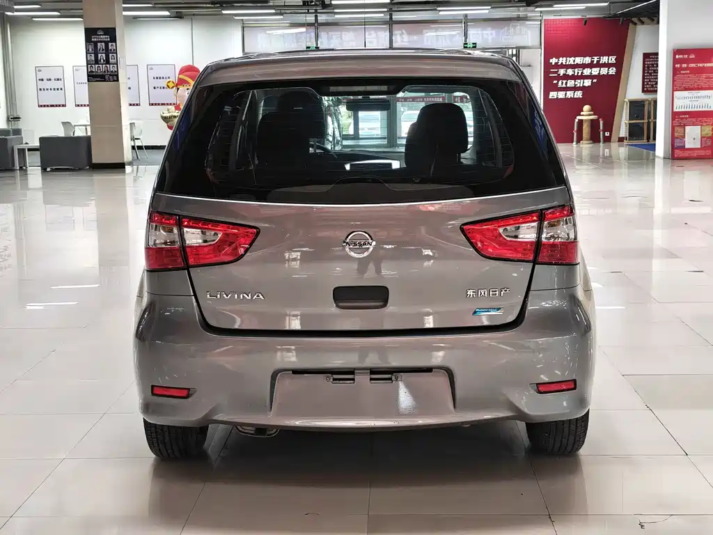Nissan Livina — миниатюра 9