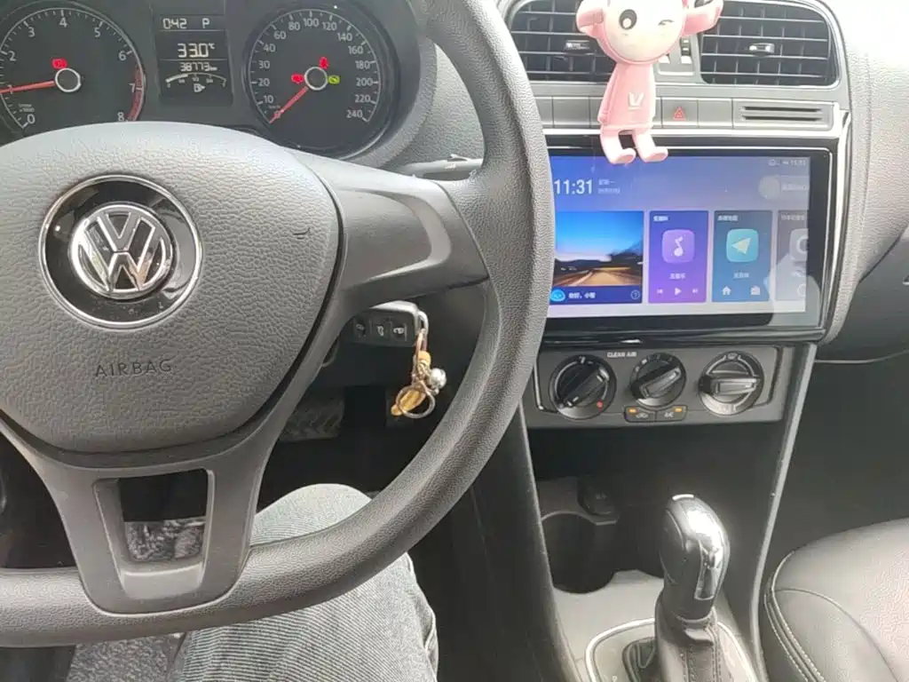 Volkswagen Polo — миниатюра 10