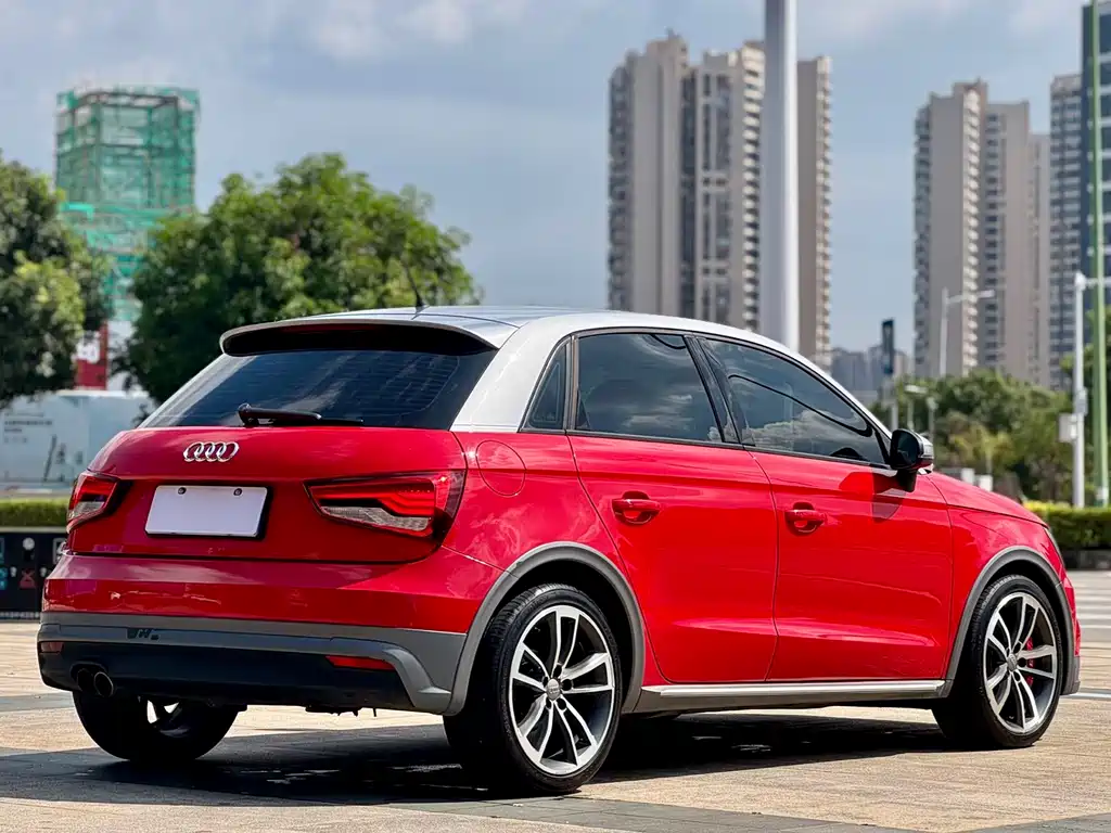 AUDI A1