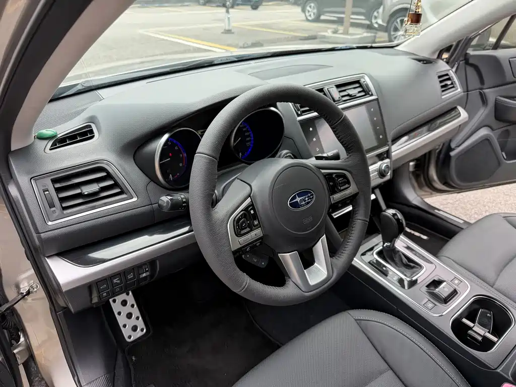 Subaru Outback — миниатюра 9