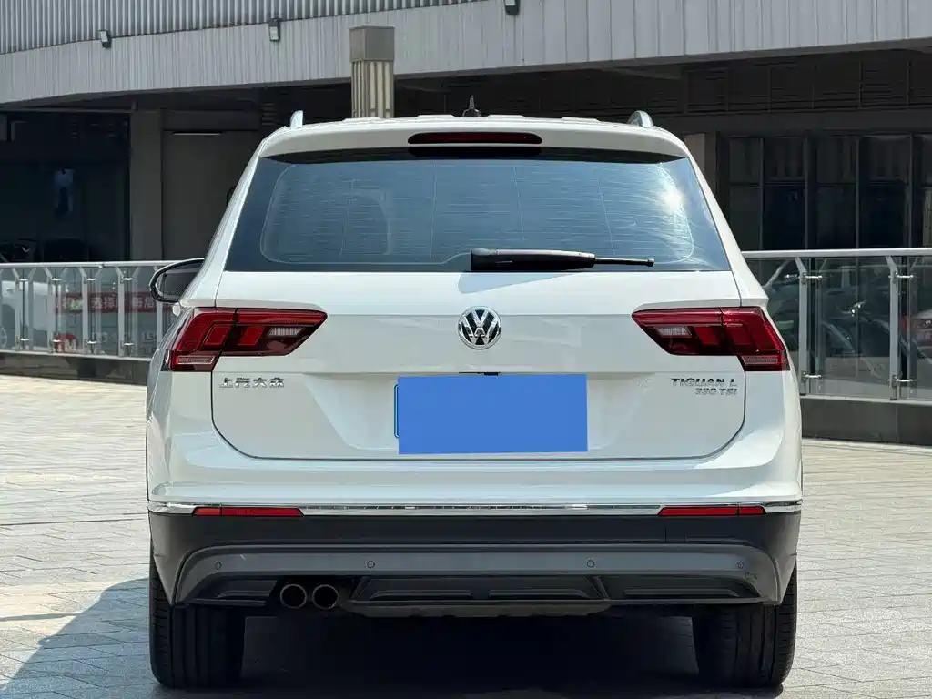 Volkswagen Tiguan L — миниатюра 9