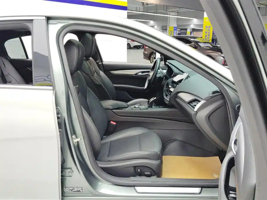 Cadillac CT5 2023 28T Luxury （ Standard ）